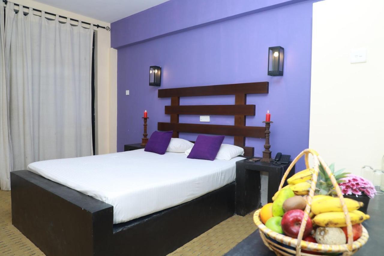 Dampe Resort Piliyandala Bagian luar foto